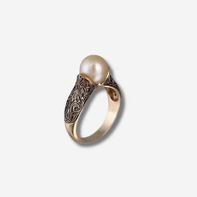 Vintage Gold Pearl Ring