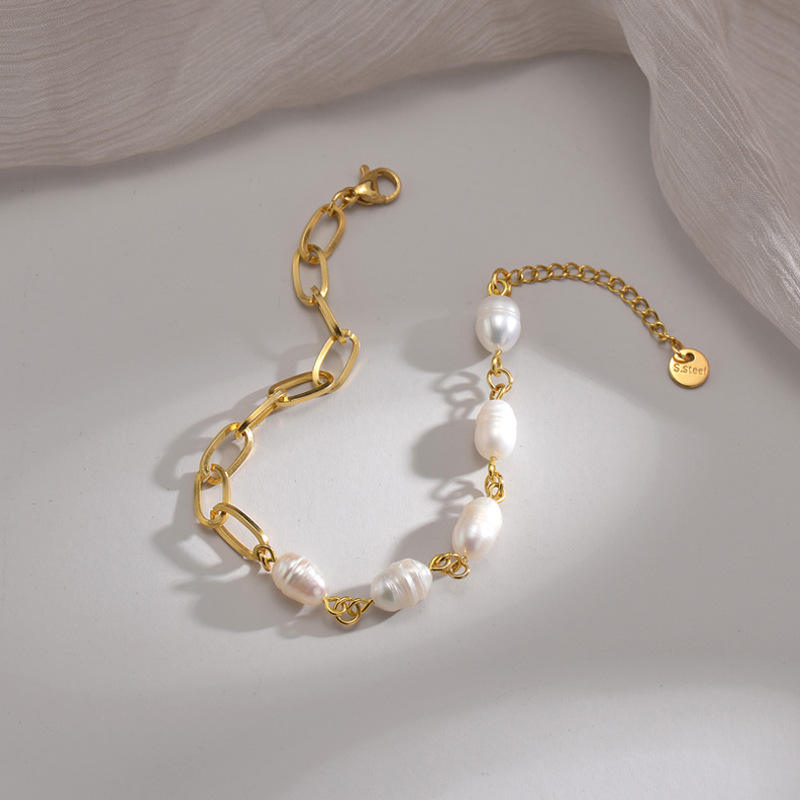 Freshwater Pearl Paperclip Bracelet