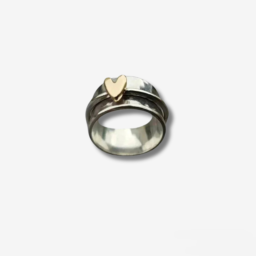 Melody | Silver Ring With a Golden Heart