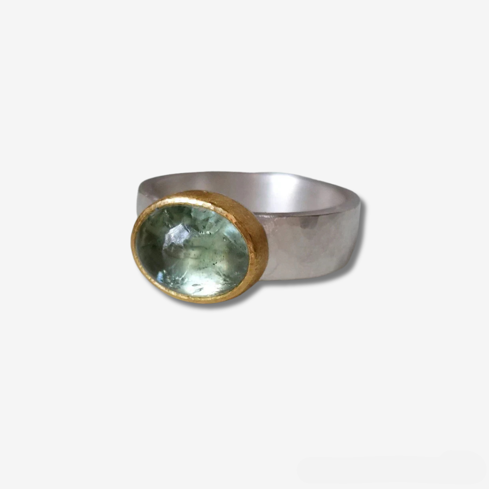 Vintage Green Ring with Round Stone