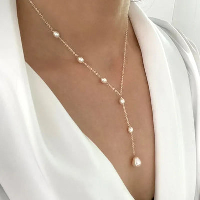 Vintage Pendant Pearl Necklace